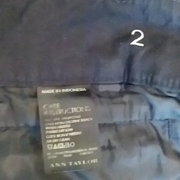 Ann Taylor Cambridge Crop Navy Blue Pants Trouser - Picture 6 of 6